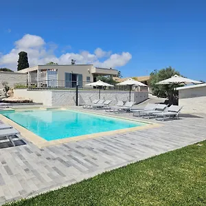 Cava Del Sol Villa