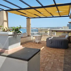 Bed & Breakfast Sul Molo Tra Siracusa E Catania, Augusta